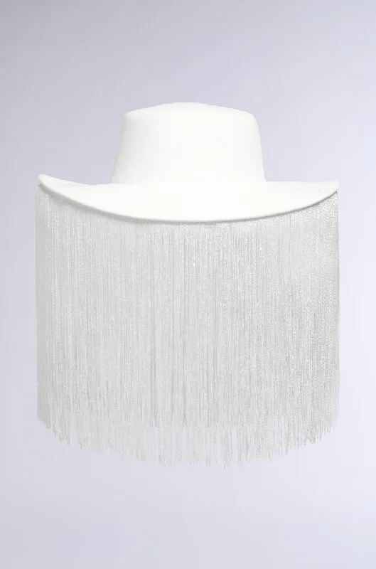 SUPERNOVA FRINGE BRIM HAT IN WHITE