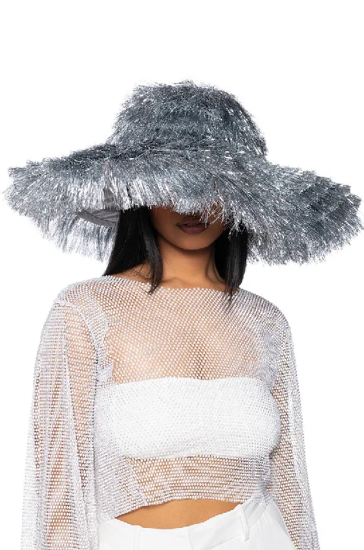 DREAMS COME TRUE TINSEL BUCKET HAT